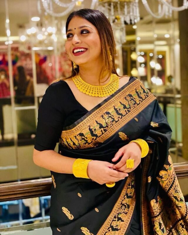 Black Saree With Golden Border Silk