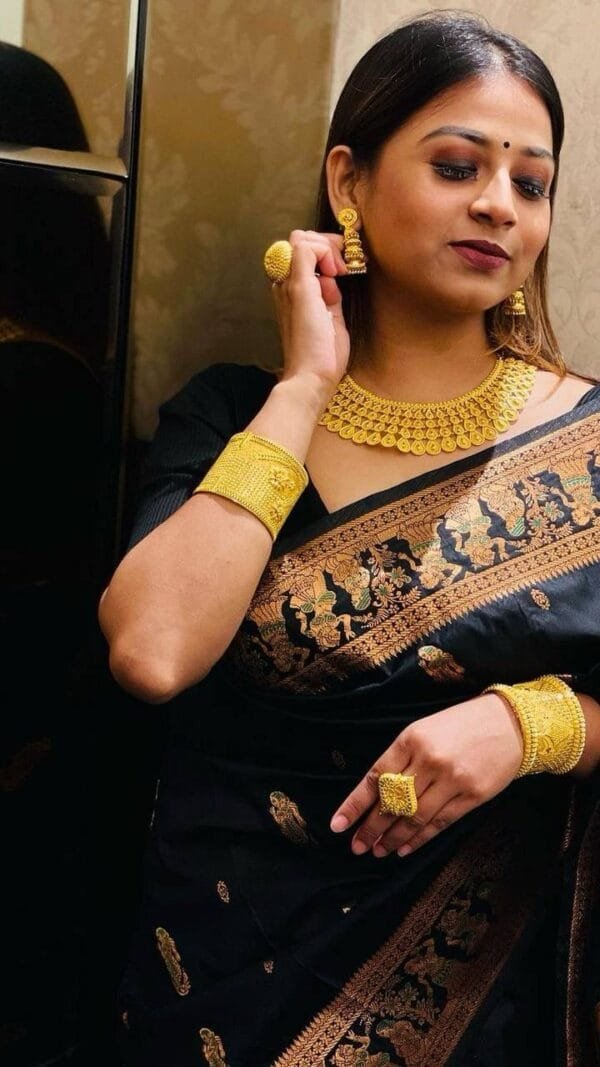 Black Saree With Golden Border Silk