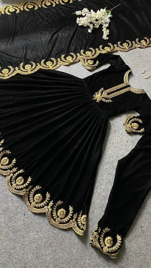 Heavy Viscose Velvet With Heavy Embroidery Work Pakistani Suits In Sale