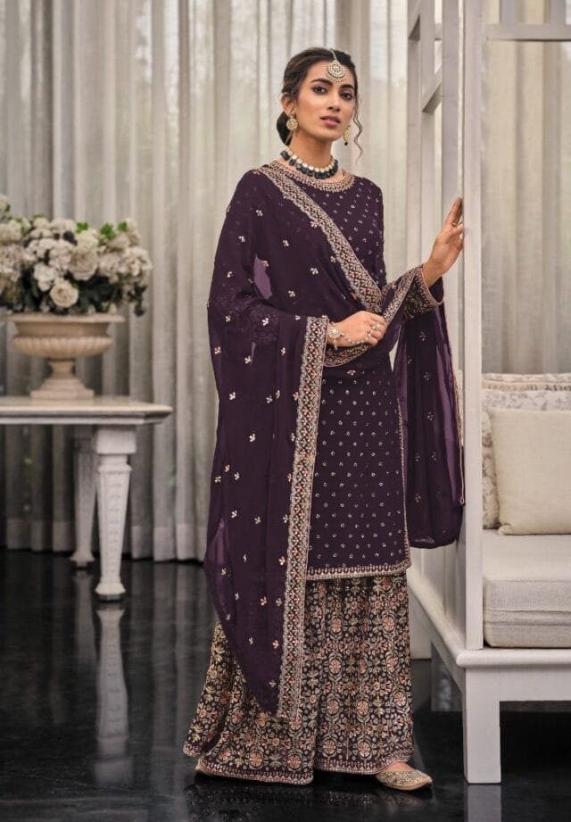 Ligh Purple Heavy Fox Georgette with Embroidery Sequence Work Pakistani Suits in Sale