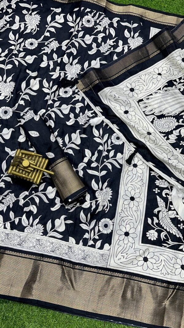 Trendy Black Soft Cotton Saree