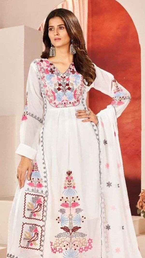 White Readymade Heavy Faux Georgette with Heavy Embroidery Work Pakistani Suits In Sale