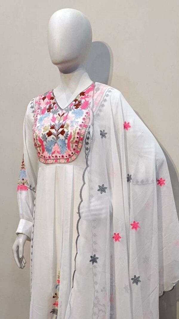 White Readymade Heavy Faux Georgette with Heavy Embroidery Work Pakistani Suits In Sale