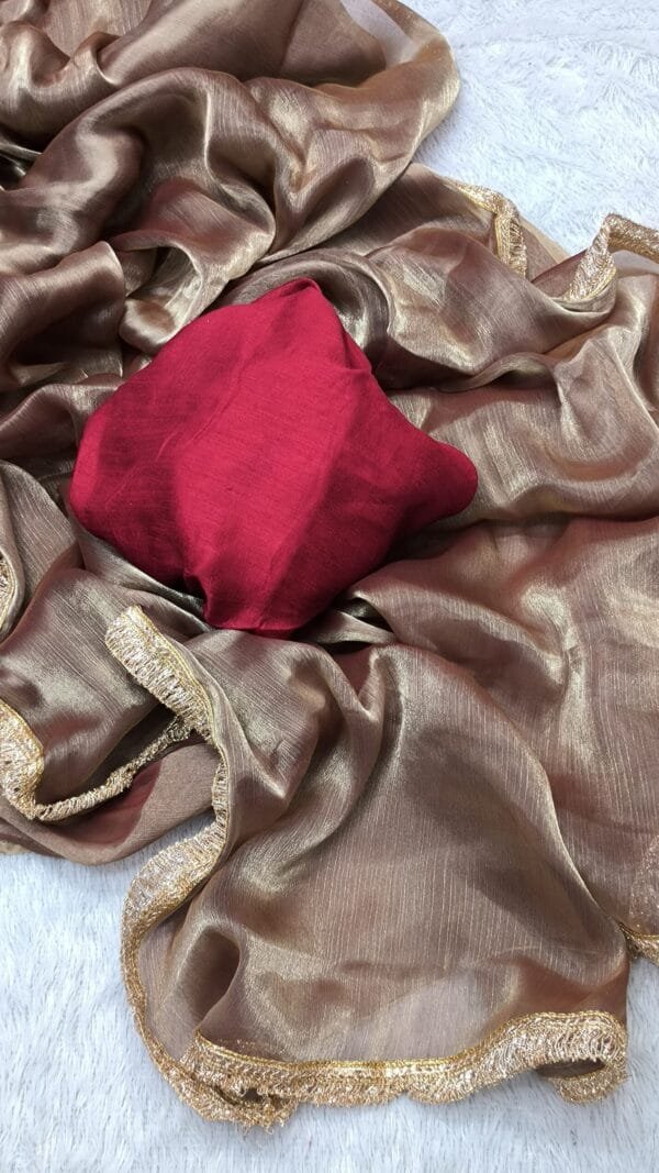 Biscut Colour Burberry Jimmy Chuu Saree