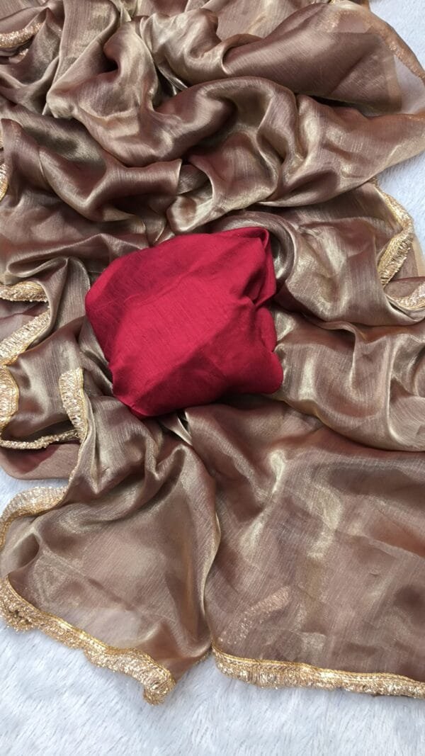 Biscut Colour Burberry Jimmy Chuu Saree