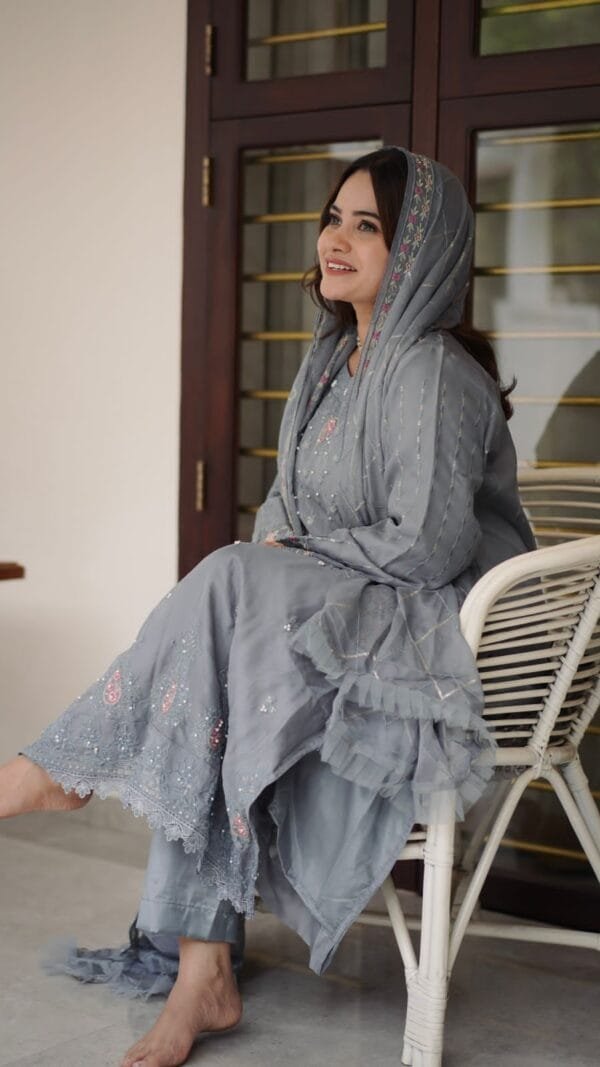 Graceful Glamour Couture Designer Pakistani Suits
