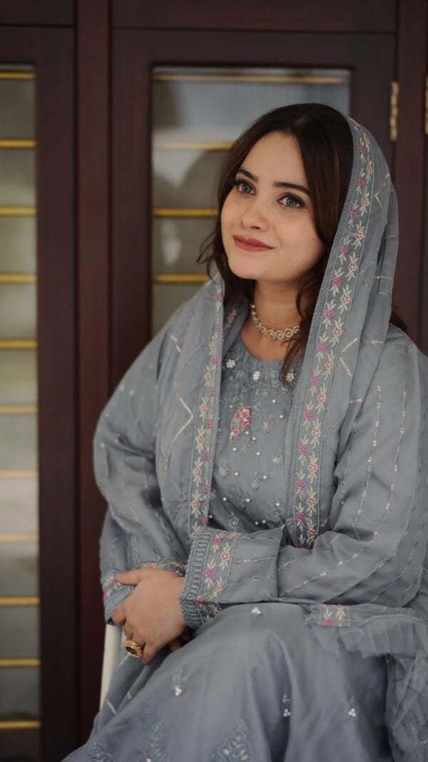 Graceful Glamour Couture Designer Pakistani Suits