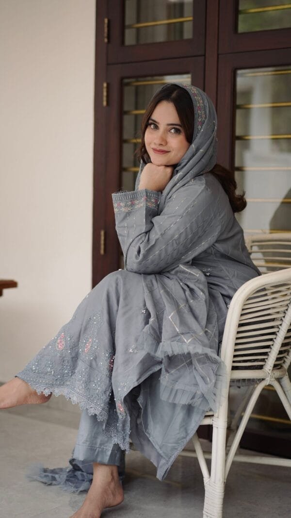 Graceful Glamour Couture Designer Pakistani Suits