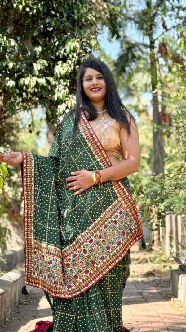 Green Colour Vishitra Saree