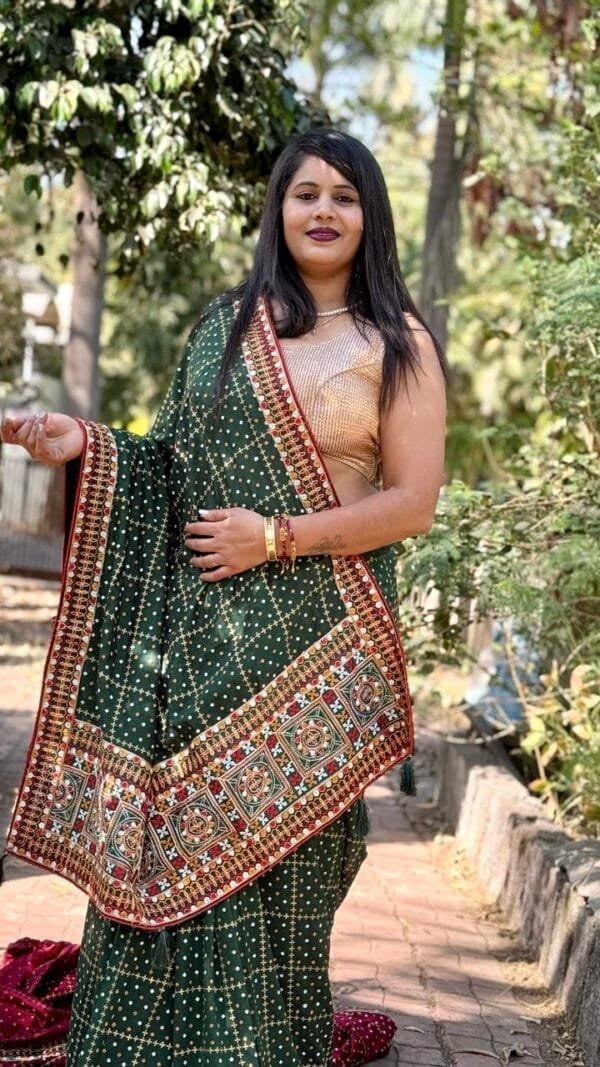 Green Colour Vishitra Saree