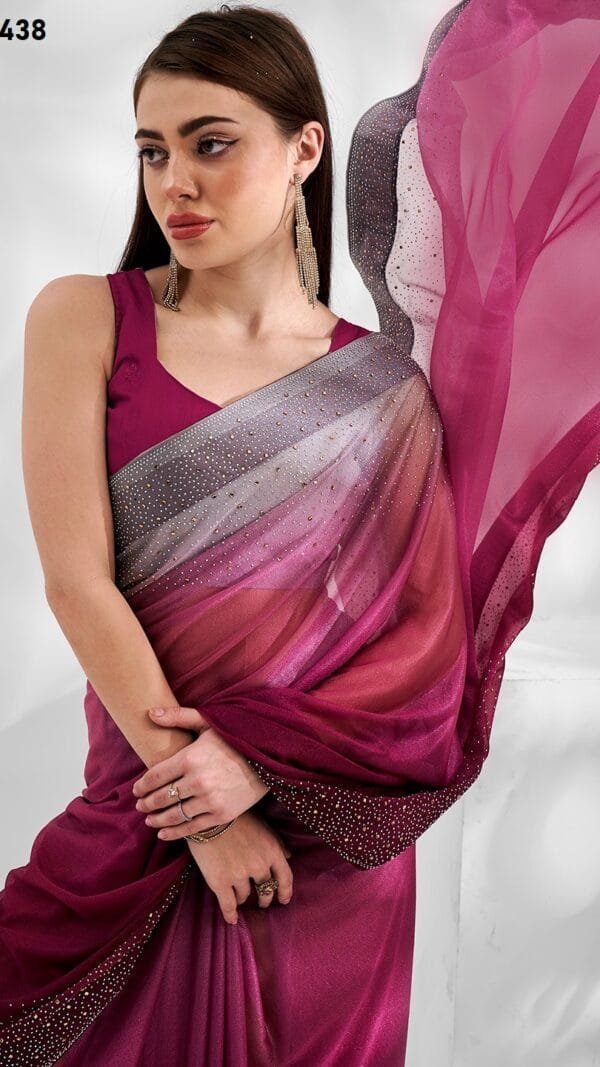MEJANTA COLOUR KNITTED LYCRA SAREE