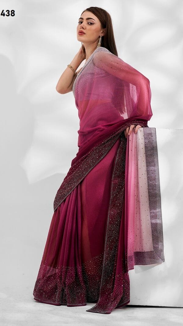 MEJANTA COLOUR KNITTED LYCRA SAREE