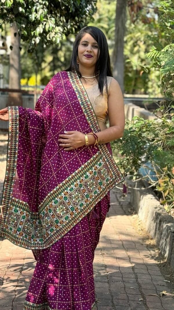 Maroon Colour Vishitra Saree