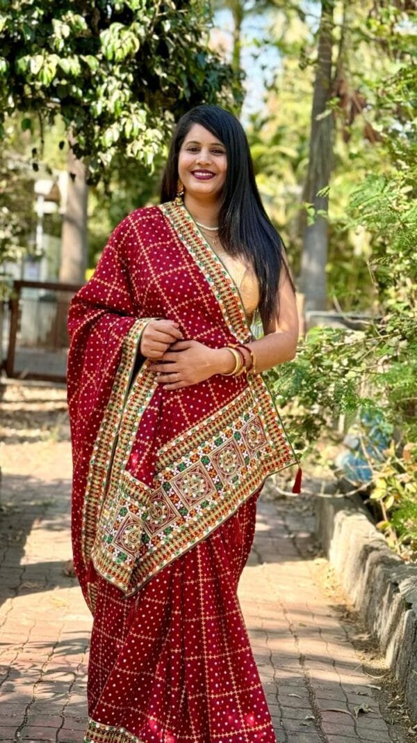 Rani Colour Vishitra Saree