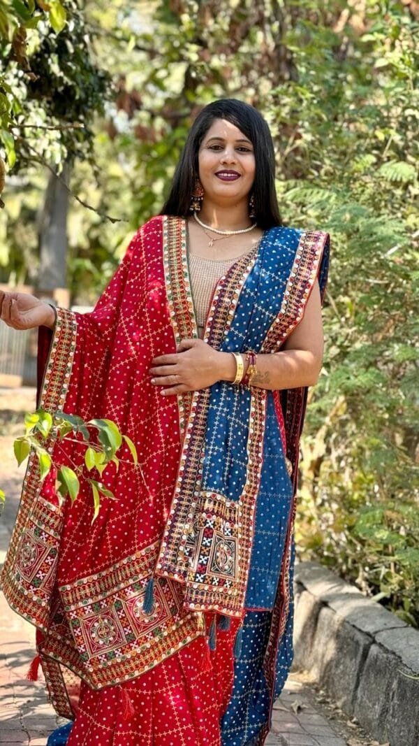 Red Colour Vishitra Saree