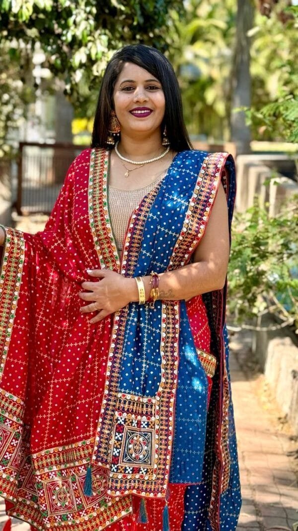 Red Colour Vishitra Saree