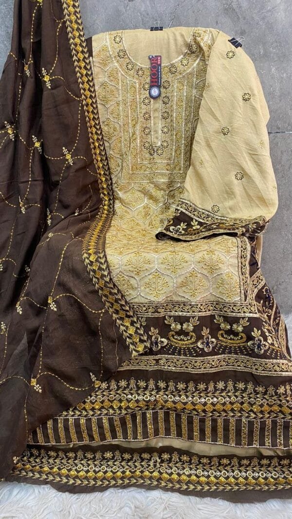 Biscyit Colour Heavy chinon Suits