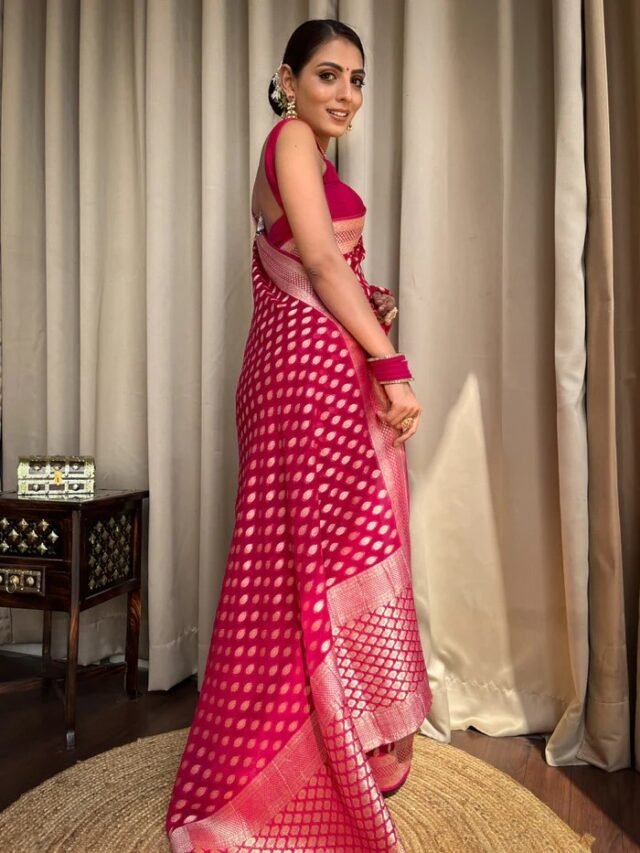 Megenta Colour Banarasi Soft Silk Saree