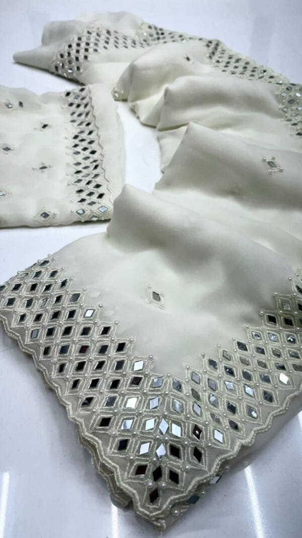 White Color Havy Fox Georgette Saree