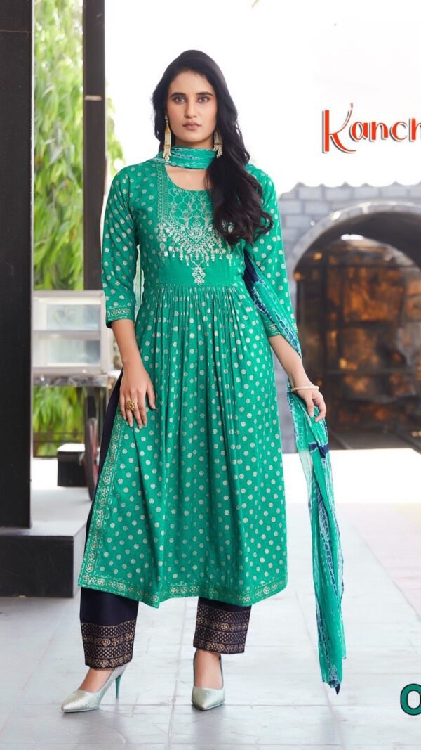 Green Colour Two tone Slub Gold print Kurti