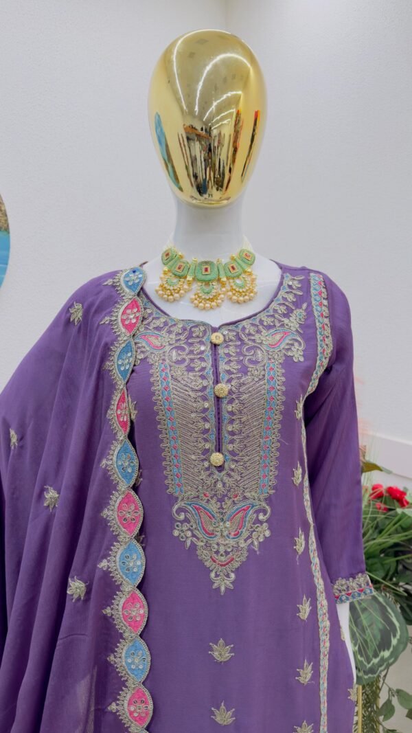 Jambli Colour Chinon Silk Party Top Pent & Dupatta