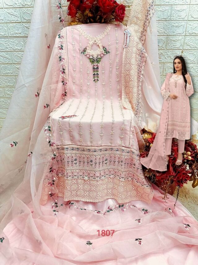 Pink Colour Georgette Embroidered Suits