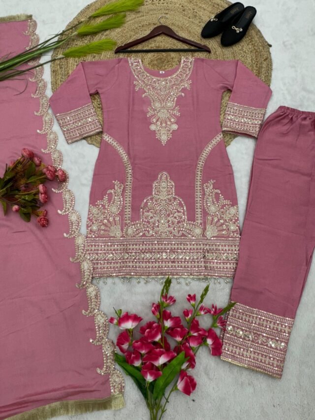 Pink Colour Pure Chinnon With Heavy Embroidery Suit