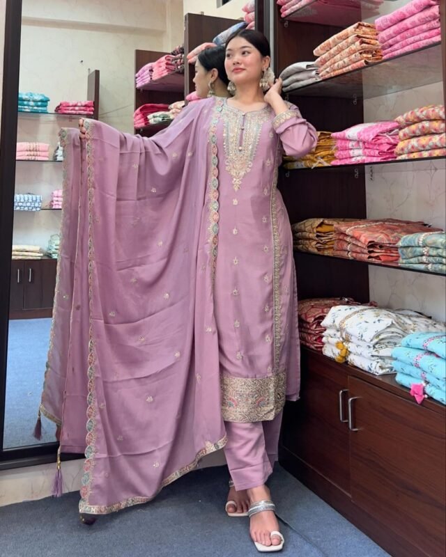 Pink Light Colour Chinon Silk Party Top Pent & Dupatta