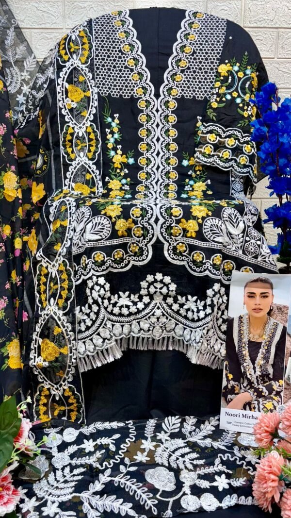 Black color Pakistani Suits Dress