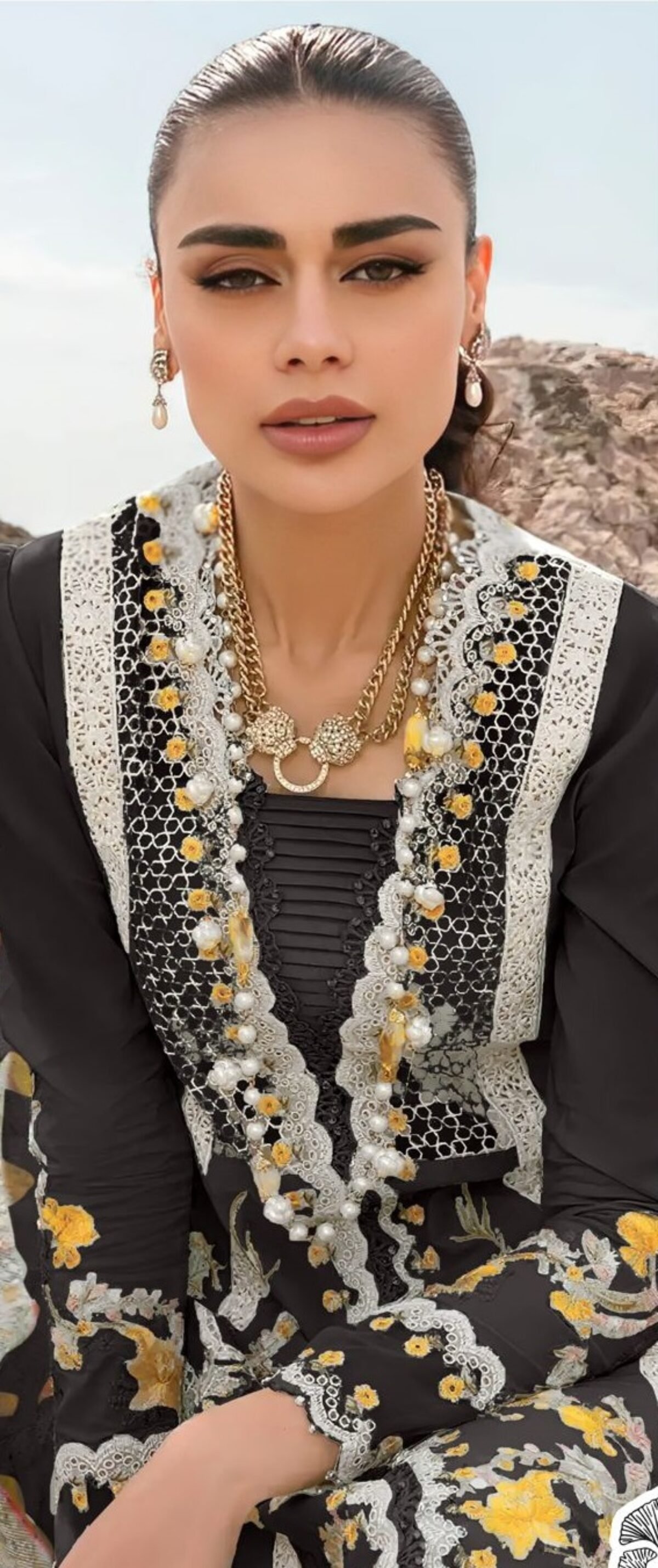 Classic Black Pakistani Suits Dress: Timeless Elegance Redefined