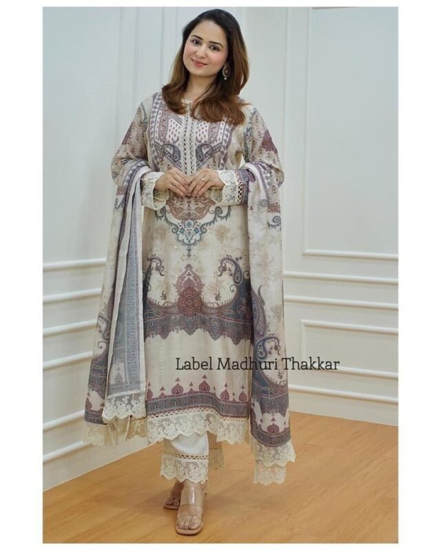 Graceful Glam Kurta Set for Women