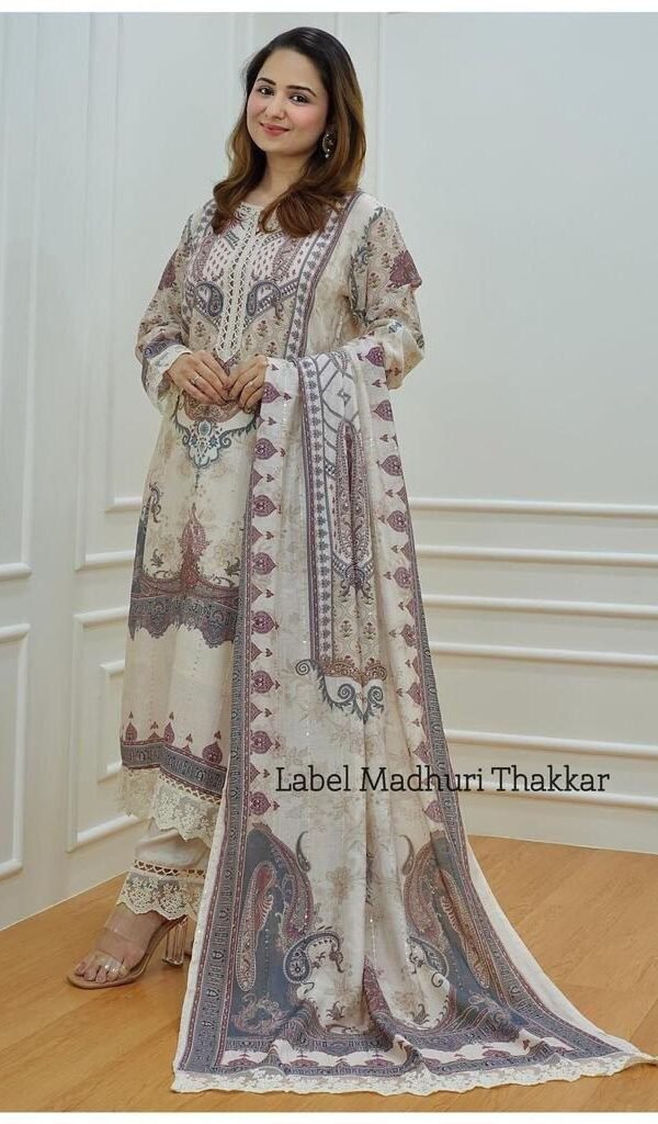 Graceful Glam Kurta Set for Women