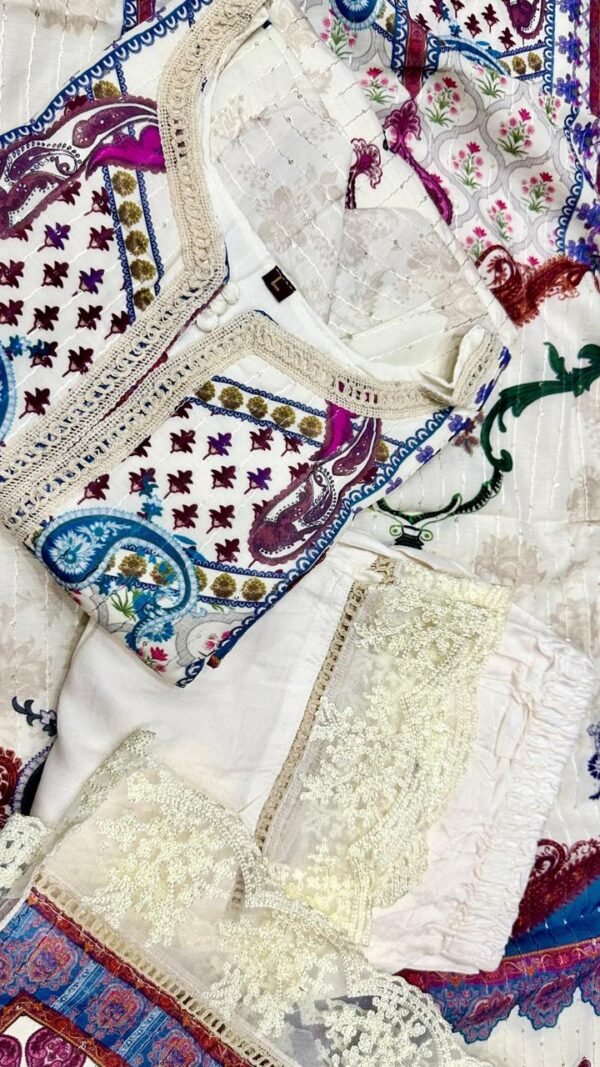 Graceful Glam Kurta Set for Women