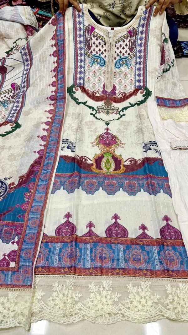 Graceful Glam Kurta Set for Women (6)