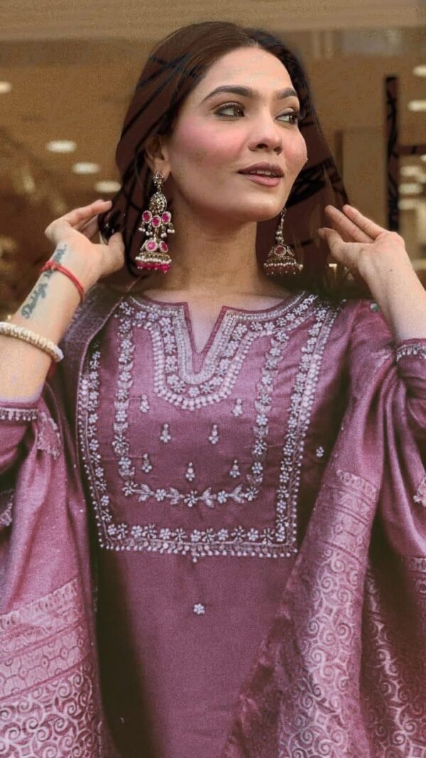 Magenta Signature Kurta Set For Women