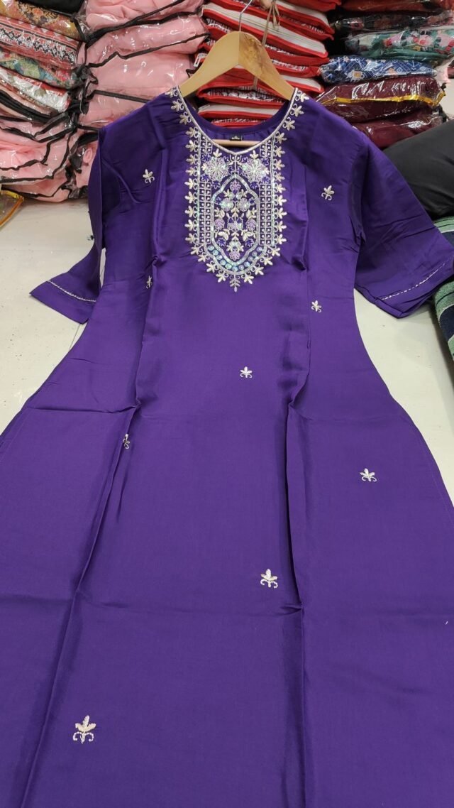 Purple Fantasia Kurta Set For Women 