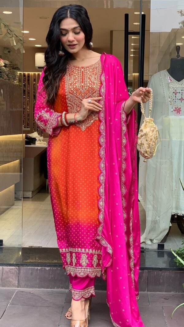 Timeless Traditions Kurta Set for Women 