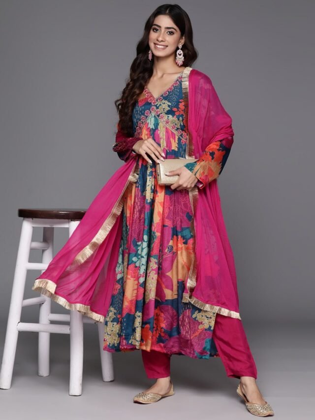 Dazzling Partywear Kurta Sets For Women