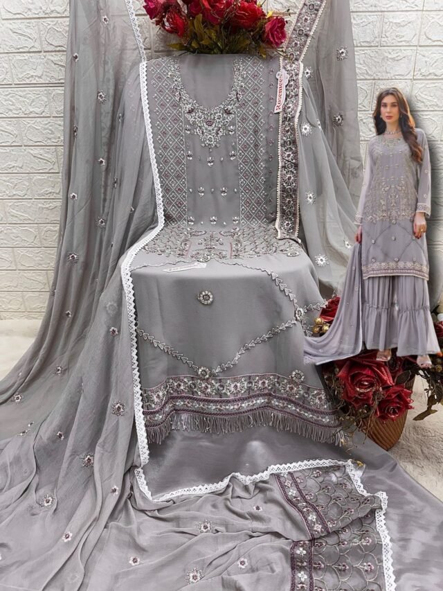 Buy Pakistani Clothes Canada – Shop Online Now