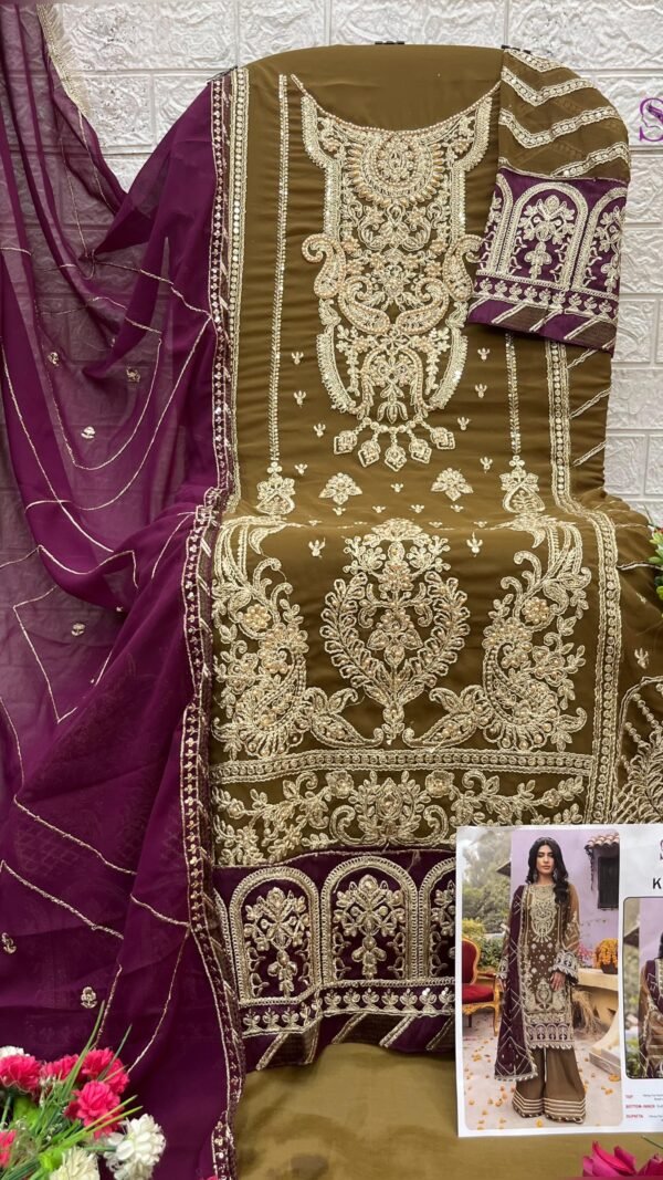 Pakistani Dresses Canada Online – Explore Designer Wear Across Canada (1)