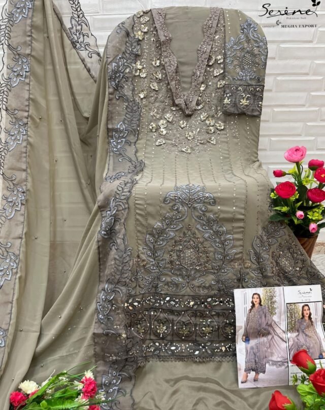 Pakistani Suits Toronto (3)