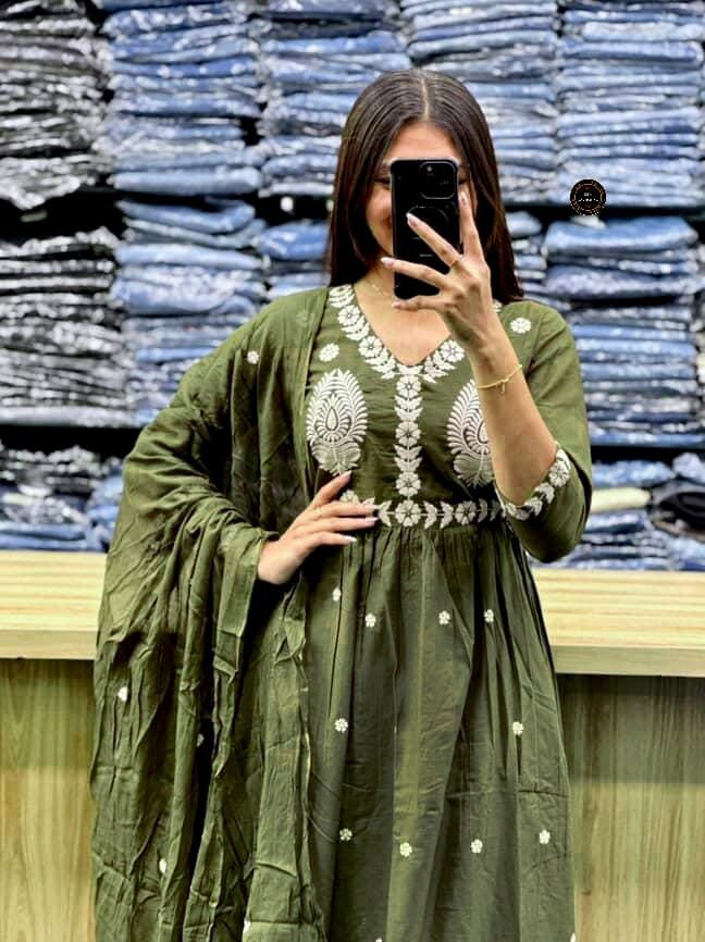 Anarkali Kurta Set Elegant Designer Ethnic Wear