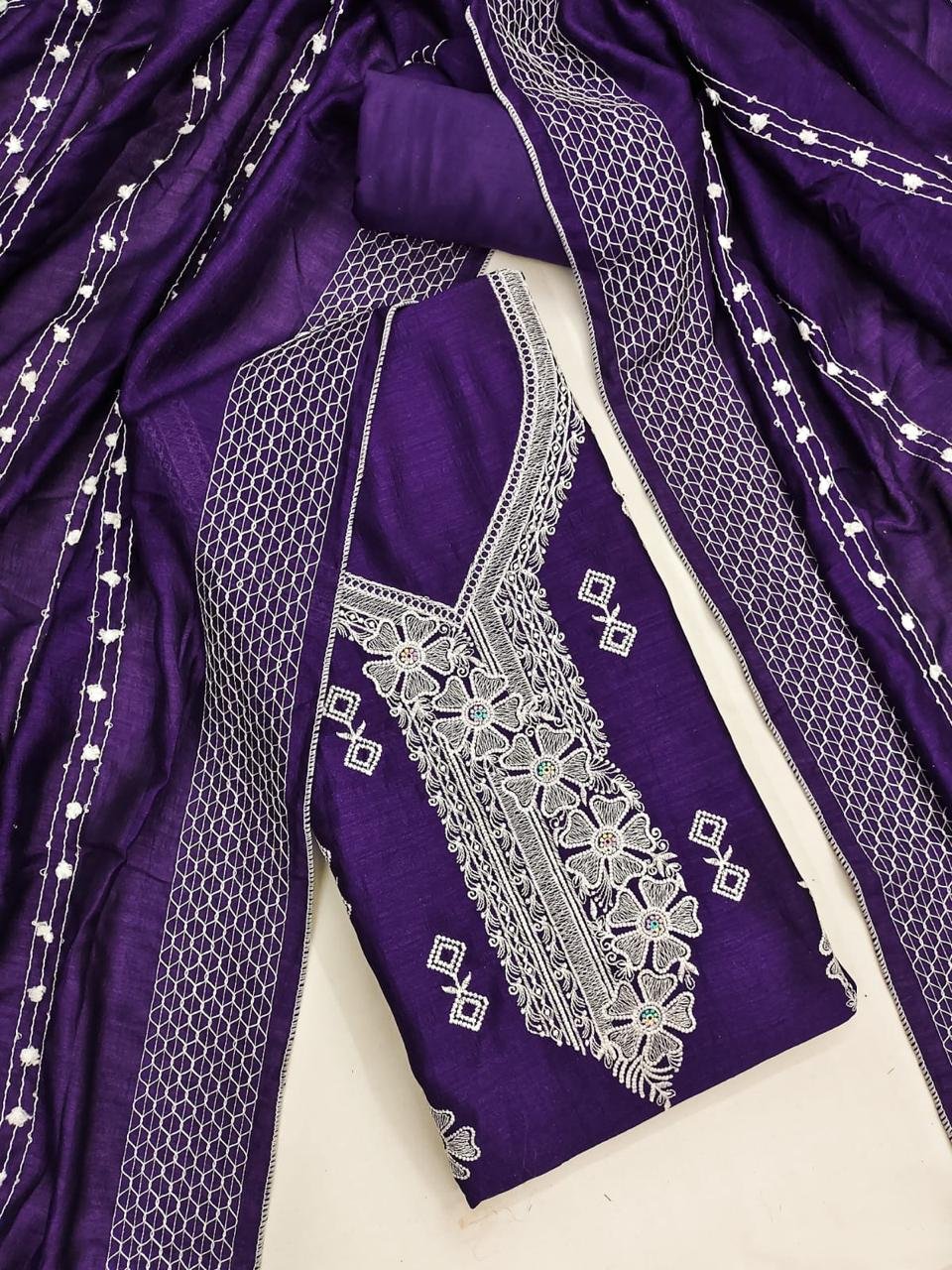 Embroidered Pakistani Suit Under 1000 with Dupatta | 4 Colors Available - Image 2