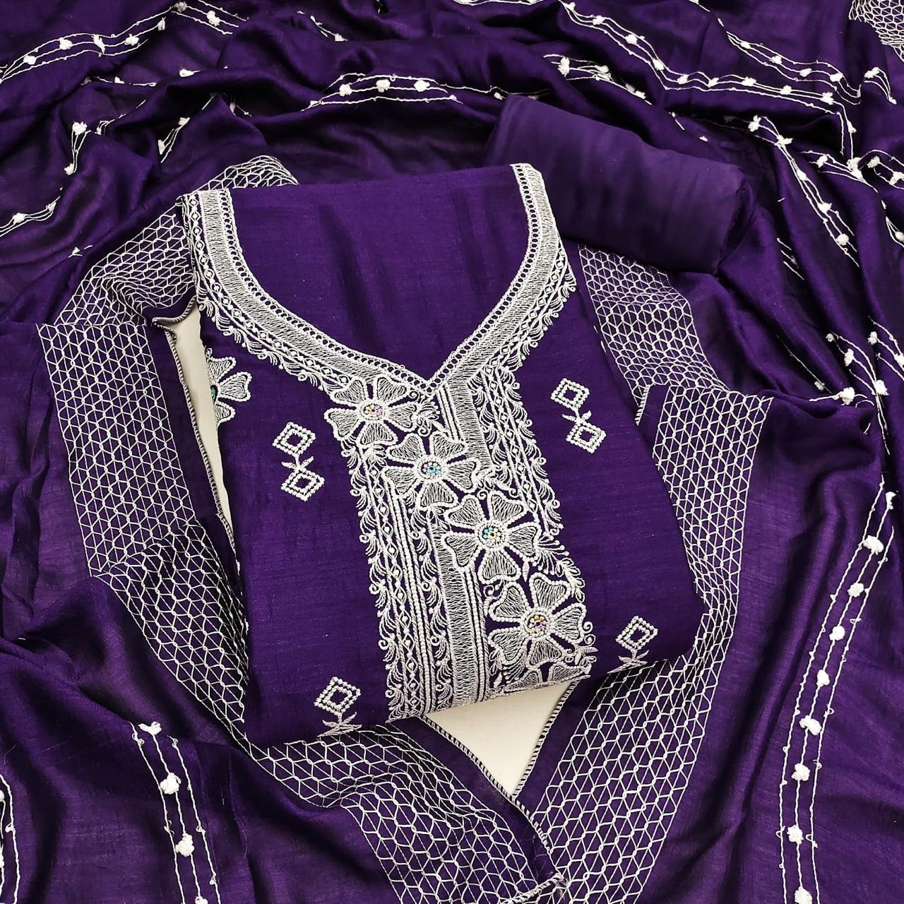 Embroidered Pakistani Suit Under 1000 with Dupatta | 4 Colors Available - Image 4