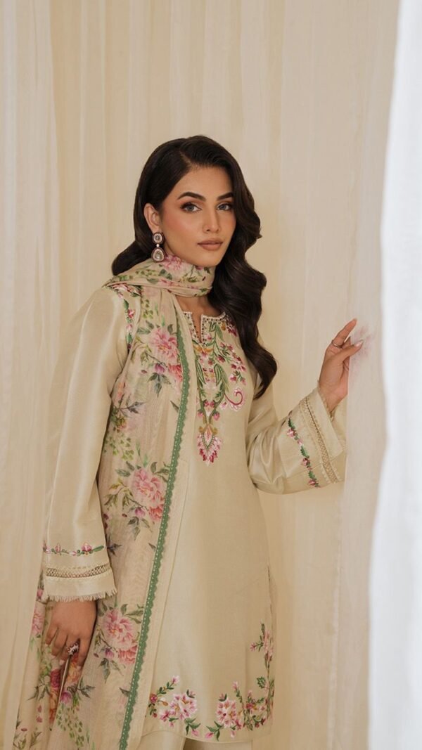 Alternative view of Farshi Salwar Suit for Women Under ₹1500 | Designer Crepe Set with Dupatta