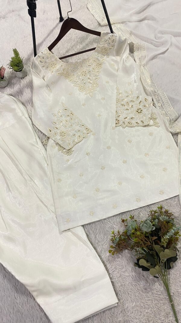 Farshi salwar suit set full outfit cream Pakistani designer look