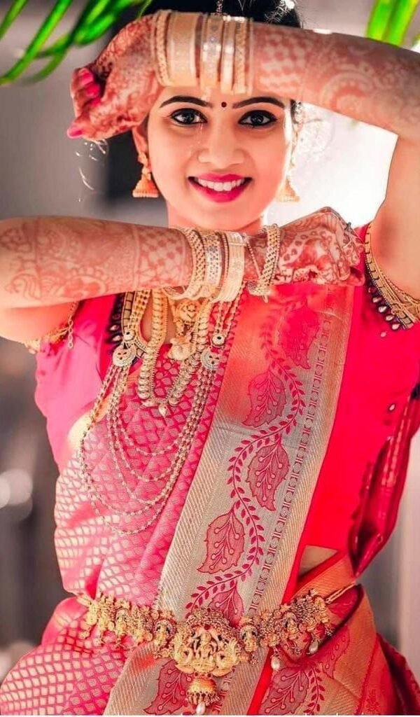 Alternative view of Pink Lichi Silk Saree With Golden Jacquard Work & Rich Pallu