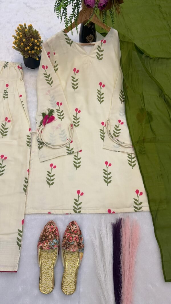 Alternative view of Pure Cameric Cotton Farshi Salwar Suit Set in Off-White