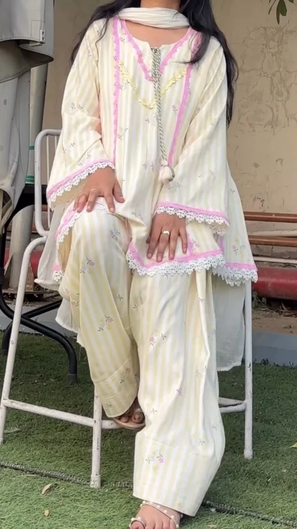 Pastel Yellow Pure Natural Crepe Farshi Salwar Suit for Women with Floral Print and Nazmin Dupatta